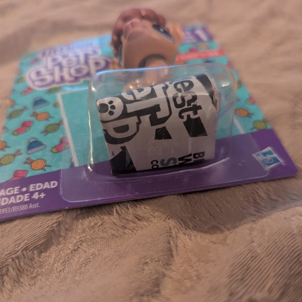 LPS Littlest Pet Shop Nita Alpaca Figure Series 1 NIB READ - Picture 3 of 4